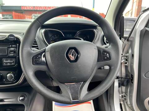 Renault Captur 1.5 dCi ENERGY Expression + SUV 5dr Diesel Manual Euro 6 (s/s) (90 ps) - U613