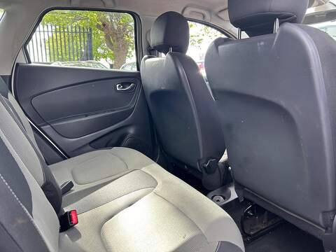 Renault Captur 1.5 dCi ENERGY Expression + SUV 5dr Diesel Manual Euro 6 (s/s) (90 ps) - U613