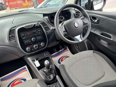 Renault Captur 1.5 dCi ENERGY Expression + SUV 5dr Diesel Manual Euro 6 (s/s) (90 ps) - U613