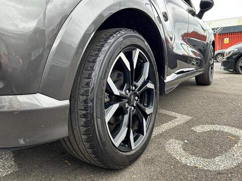 Ford Puma 1.0T EcoBoost MHEV ST-Line X SUV 5dr Petrol Manual Euro 6 (s/s) (125 ps) - U614