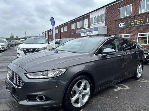 Ford Mondeo 2.0 TDCi Titanium Hatchback 5dr Diesel Manual Euro 6 (s/s) (180 ps) - U615