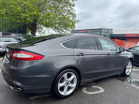 Ford Mondeo 2.0 TDCi Titanium Hatchback 5dr Diesel Manual Euro 6 (s/s) (180 ps) - U615
