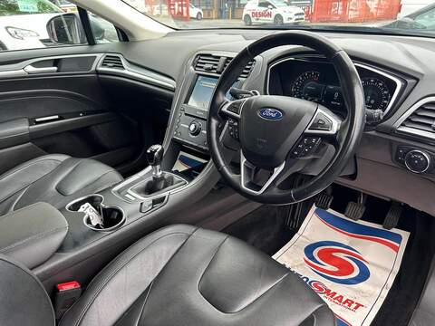 Ford Mondeo 2.0 TDCi Titanium Hatchback 5dr Diesel Manual Euro 6 (s/s) (180 ps) - U615