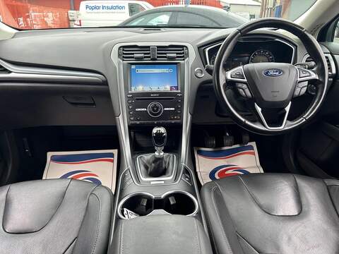 Ford Mondeo 2.0 TDCi Titanium Hatchback 5dr Diesel Manual Euro 6 (s/s) (180 ps) - U615