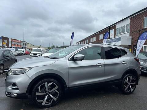 Nissan Qashqai 1.3 DIG-T Tekna+ SUV 5dr Petrol Manual Euro 6 (s/s) (160 ps) - U618