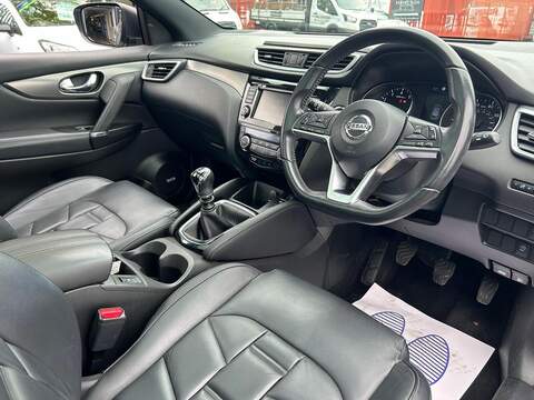 Nissan Qashqai 1.3 DIG-T Tekna+ SUV 5dr Petrol Manual Euro 6 (s/s) (160 ps) - U618