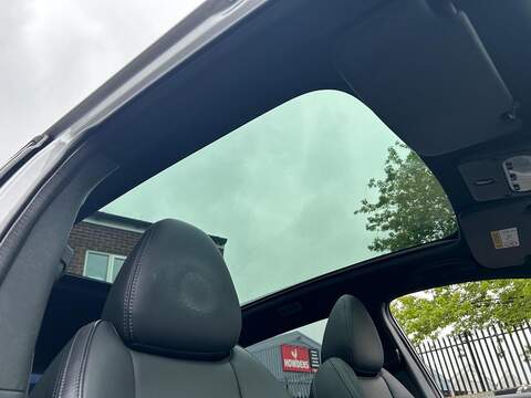 Nissan Qashqai 1.3 DIG-T Tekna+ SUV 5dr Petrol Manual Euro 6 (s/s) (160 ps) - U618