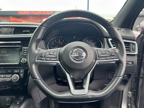Nissan Qashqai 1.3 DIG-T Tekna+ SUV 5dr Petrol Manual Euro 6 (s/s) (160 ps) - U618