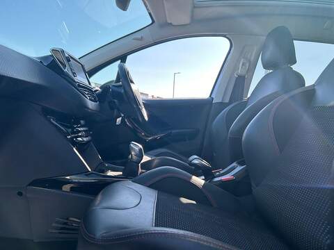 Peugeot 2008 1.2 PureTech GT Line Euro 6 (s/s) 5dr - U62