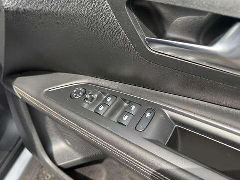 Peugeot 5008 1.5 BlueHDi GT Line SUV 5dr Diesel EAT Euro 6 (s/s) (130 ps) - U623