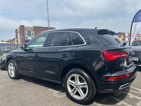Audi Q5 2.0 TDI 40 S line SUV 5dr Diesel S Tronic quattro Euro 6 (s/s) (190 ps) - U625