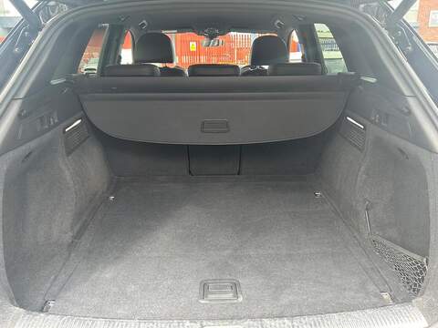Audi Q5 2.0 TDI 40 S line SUV 5dr Diesel S Tronic quattro Euro 6 (s/s) (190 ps) - U625