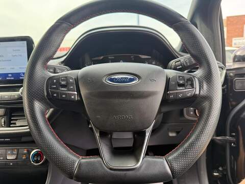 Ford Fiesta 1.0T EcoBoost ST-Line Edition Hatchback 5dr Petrol Manual Euro 6 (s/s) (95 ps) - U629