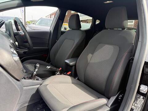 Ford Fiesta 1.0T EcoBoost ST-Line Edition Hatchback 5dr Petrol Manual Euro 6 (s/s) (95 ps) - U629