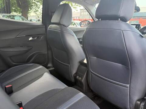 Peugeot 2008 1.2 PureTech Allure Premium SUV 5dr Petrol Manual Euro 6 (s/s) (100 ps) - U631