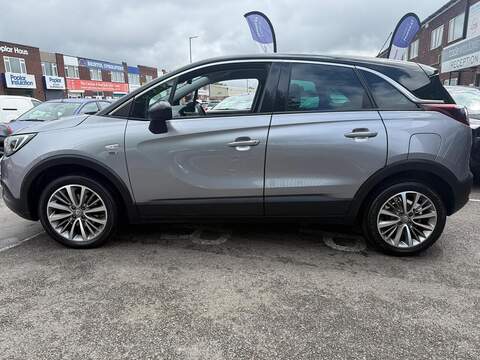Vauxhall Crossland X 1.2 Turbo Griffin SUV 5dr Petrol Manual Euro 6 (s/s) (110 ps) - U636