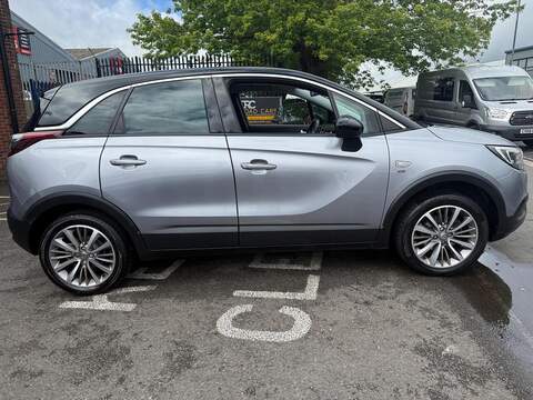 Vauxhall Crossland X 1.2 Turbo Griffin SUV 5dr Petrol Manual Euro 6 (s/s) (110 ps) - U636