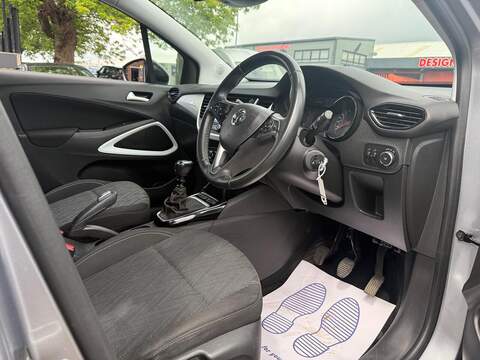 Vauxhall Crossland X 1.2 Turbo Griffin SUV 5dr Petrol Manual Euro 6 (s/s) (110 ps) - U636