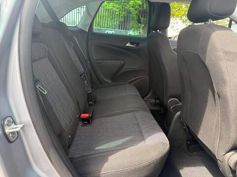 Vauxhall Crossland X 1.2 Turbo Griffin SUV 5dr Petrol Manual Euro 6 (s/s) (110 ps) - U636