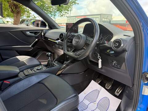 Audi Q2 1.6 TDI 30 Black Edition SUV 5dr Diesel Manual Euro 6 (s/s) (116 ps) - U638