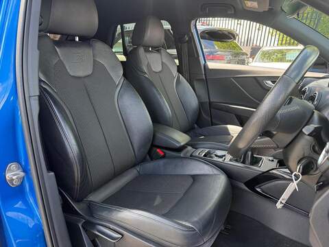 Audi Q2 1.6 TDI 30 Black Edition SUV 5dr Diesel Manual Euro 6 (s/s) (116 ps) - U638
