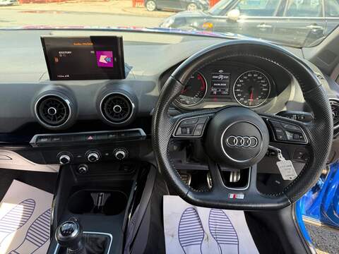 Audi Q2 1.6 TDI 30 Black Edition SUV 5dr Diesel Manual Euro 6 (s/s) (116 ps) - U638