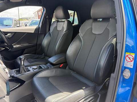 Audi Q2 1.6 TDI 30 Black Edition SUV 5dr Diesel Manual Euro 6 (s/s) (116 ps) - U638