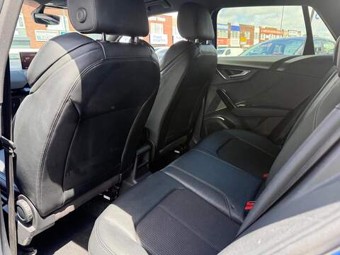 Audi Q2 1.6 TDI 30 Black Edition SUV 5dr Diesel Manual Euro 6 (s/s) (116 ps) - U638