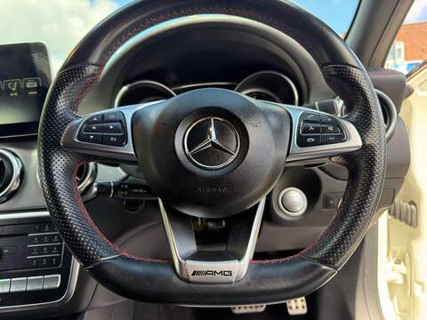 Mercedes-Benz GLA 2.1 GLA220d AMG Line (Premium) SUV 5dr Diesel 7G-DCT 4MATIC Euro 6 (s/s) (177 ps) - U640