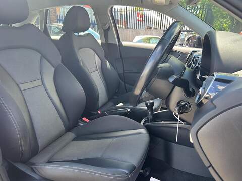 Audi A1 A1 Sport Hatchback 1 Manual Diesel - U654