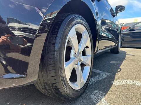 Audi A1 A1 Sport Hatchback 1 Manual Diesel - U654