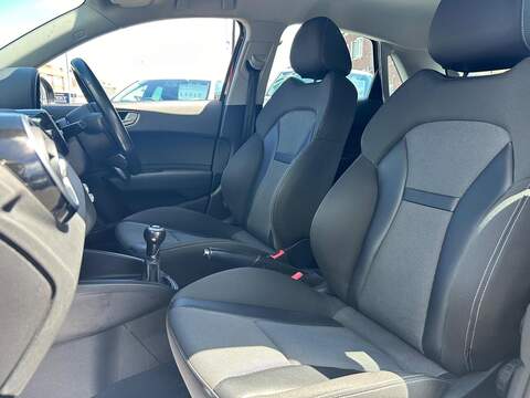 Audi A1 A1 Sport Hatchback 1 Manual Diesel - U654