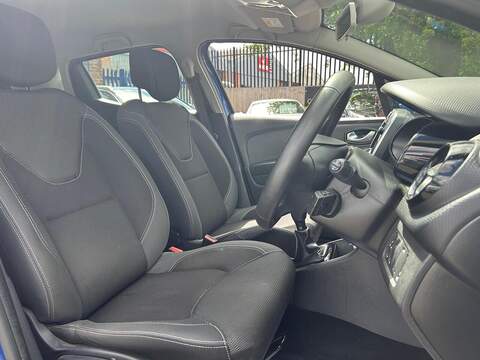 Renault Clio 0.9 TCe Urban Nav Euro 6 (s/s) 5dr - U655