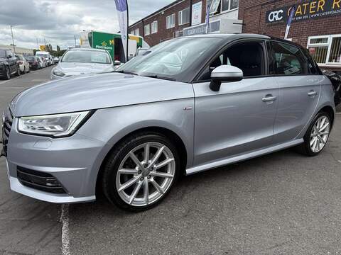 Audi A1 A1 S line Hatchback 1 Manual Petrol - U656