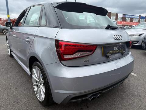 Audi A1 A1 S line Hatchback 1 Manual Petrol - U656