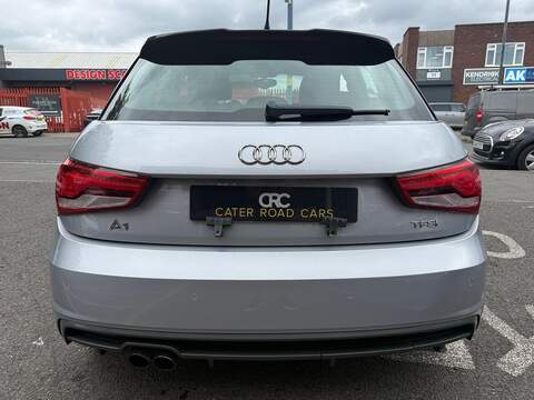 Audi A1 A1 S line Hatchback 1 Manual Petrol - U656