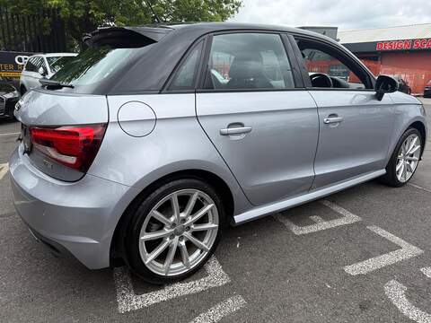 Audi A1 A1 S line Hatchback 1 Manual Petrol - U656