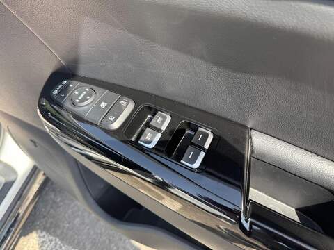 Kia Sportage 1.6 CRDi EcoDynamics+ GT-Line S SUV 5dr Diesel Hybrid DCT AWD Euro 6 (s/s) (134 bhp) - U657