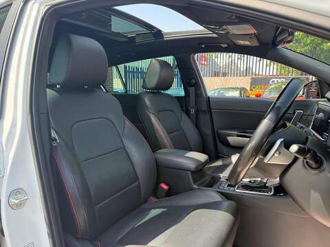 Kia Sportage 1.6 CRDi EcoDynamics+ GT-Line S SUV 5dr Diesel Hybrid DCT AWD Euro 6 (s/s) (134 bhp) - U657