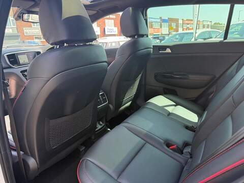 Kia Sportage 1.6 CRDi EcoDynamics+ GT-Line S SUV 5dr Diesel Hybrid DCT AWD Euro 6 (s/s) (134 bhp) - U657