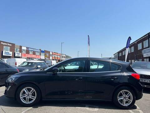 Ford Focus 1.5 EcoBlue Zetec Hatchback 5dr Diesel Manual Euro 6 (s/s) (95 ps) - U658