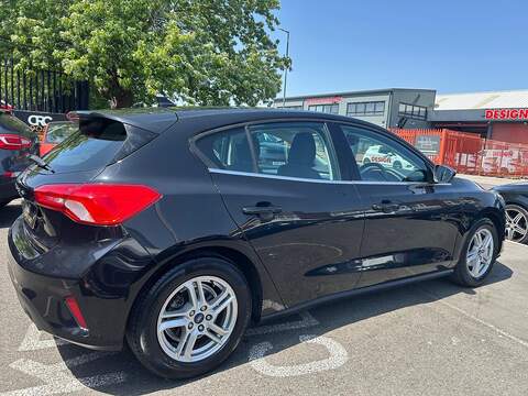 Ford Focus 1.5 EcoBlue Zetec Hatchback 5dr Diesel Manual Euro 6 (s/s) (95 ps) - U658