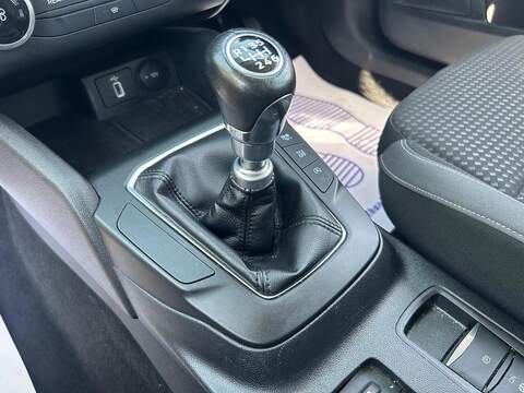 Ford Focus 1.5 EcoBlue Zetec Hatchback 5dr Diesel Manual Euro 6 (s/s) (95 ps) - U658