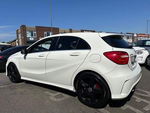 Mercedes-Benz A Class 2.0 A250 BlueEfficiency Engineered by AMG 7G-DCT Euro 6 (s/s) 5dr - U66