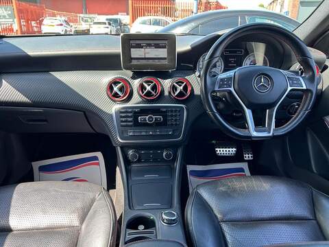 Mercedes-Benz A Class 2.0 A250 BlueEfficiency Engineered by AMG 7G-DCT Euro 6 (s/s) 5dr - U66