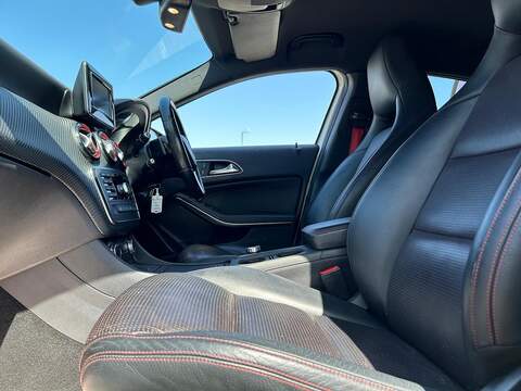 Mercedes-Benz A Class 2.0 A250 BlueEfficiency Engineered by AMG 7G-DCT Euro 6 (s/s) 5dr - U66