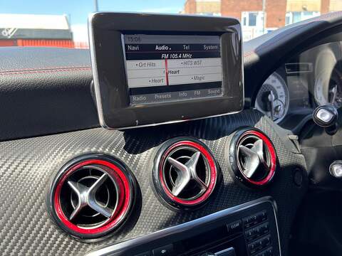Mercedes-Benz A Class 2.0 A250 BlueEfficiency Engineered by AMG 7G-DCT Euro 6 (s/s) 5dr - U66