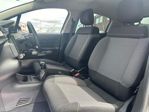 Citroen C3 1.2 PureTech Feel Hatchback 5dr Petrol Manual Euro 6 (s/s) (83 ps) - U660