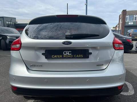 Ford Focus 1.0T EcoBoost Zetec Edition Hatchback 5dr Petrol Manual Euro 6 (s/s) (125 ps) - U661