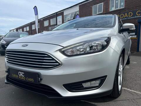 Ford Focus 1.0T EcoBoost Zetec Edition Hatchback 5dr Petrol Manual Euro 6 (s/s) (125 ps) - U661
